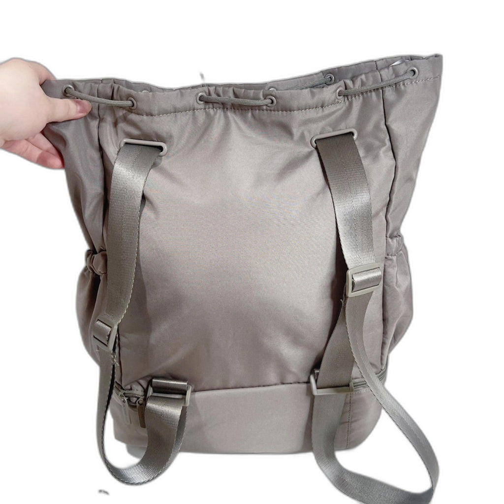 NWT Beyond Yoga Convertible Gym Bag Backpack Drawstring Shoe Compartment Taupe
