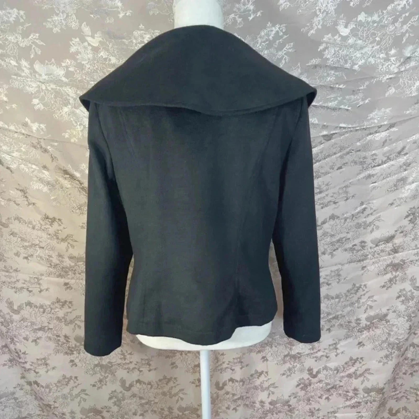 Harve Benard Women's Vintage Black Cape Jacket Size M