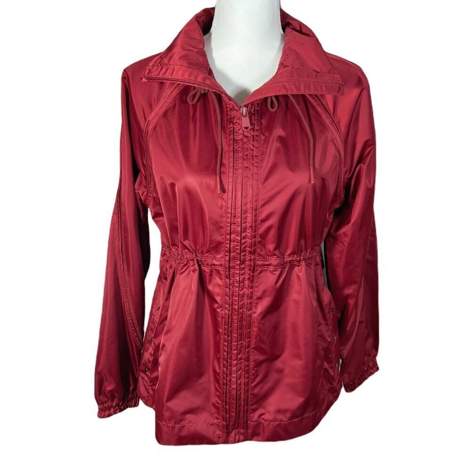 Athleta Escape Jacket in Canyon Red Rain Coat Windbreaker Running Jacket Size XS