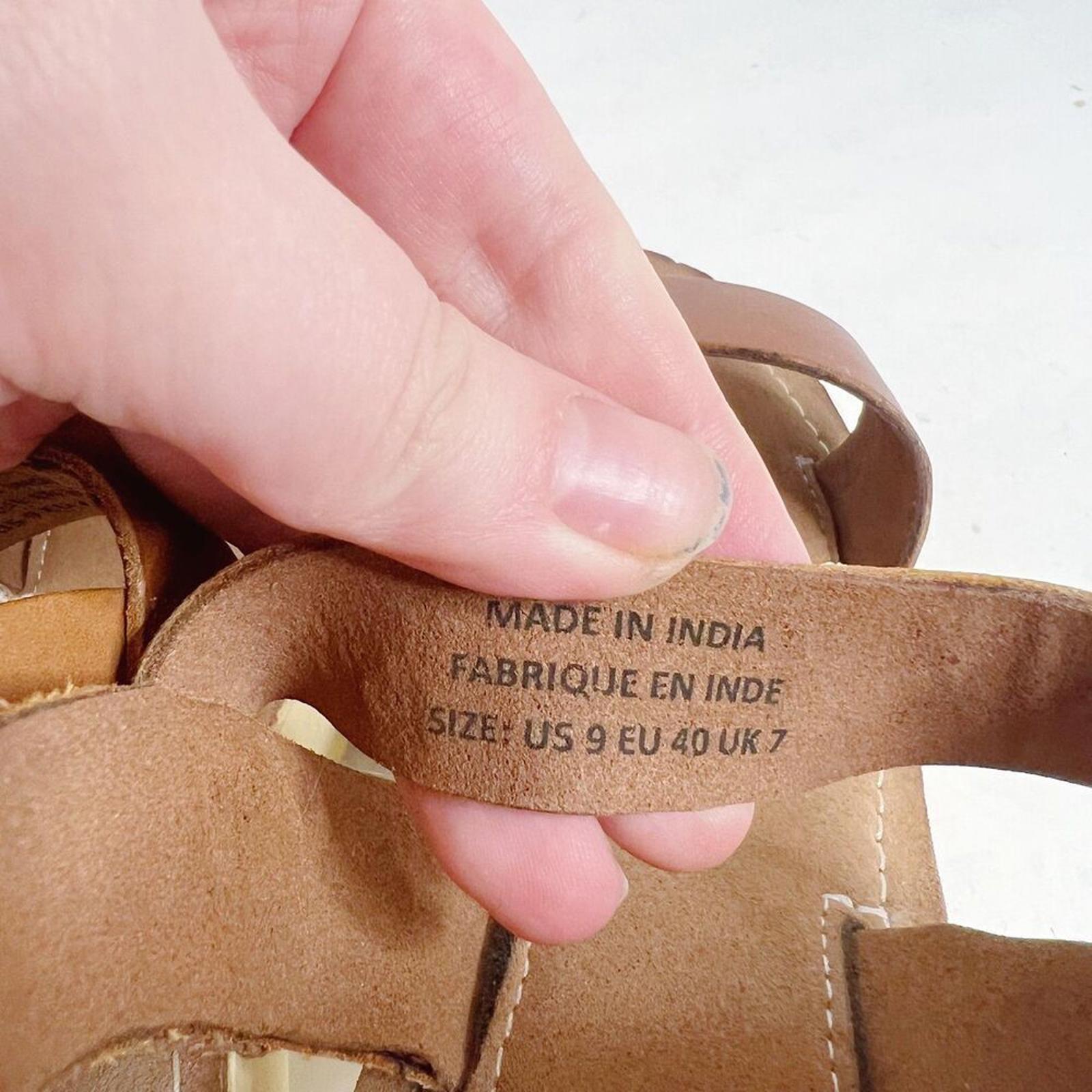 UO Urban Outfitters Maggie Heeled Clog Sandal Brown Platform Sandal Size 9