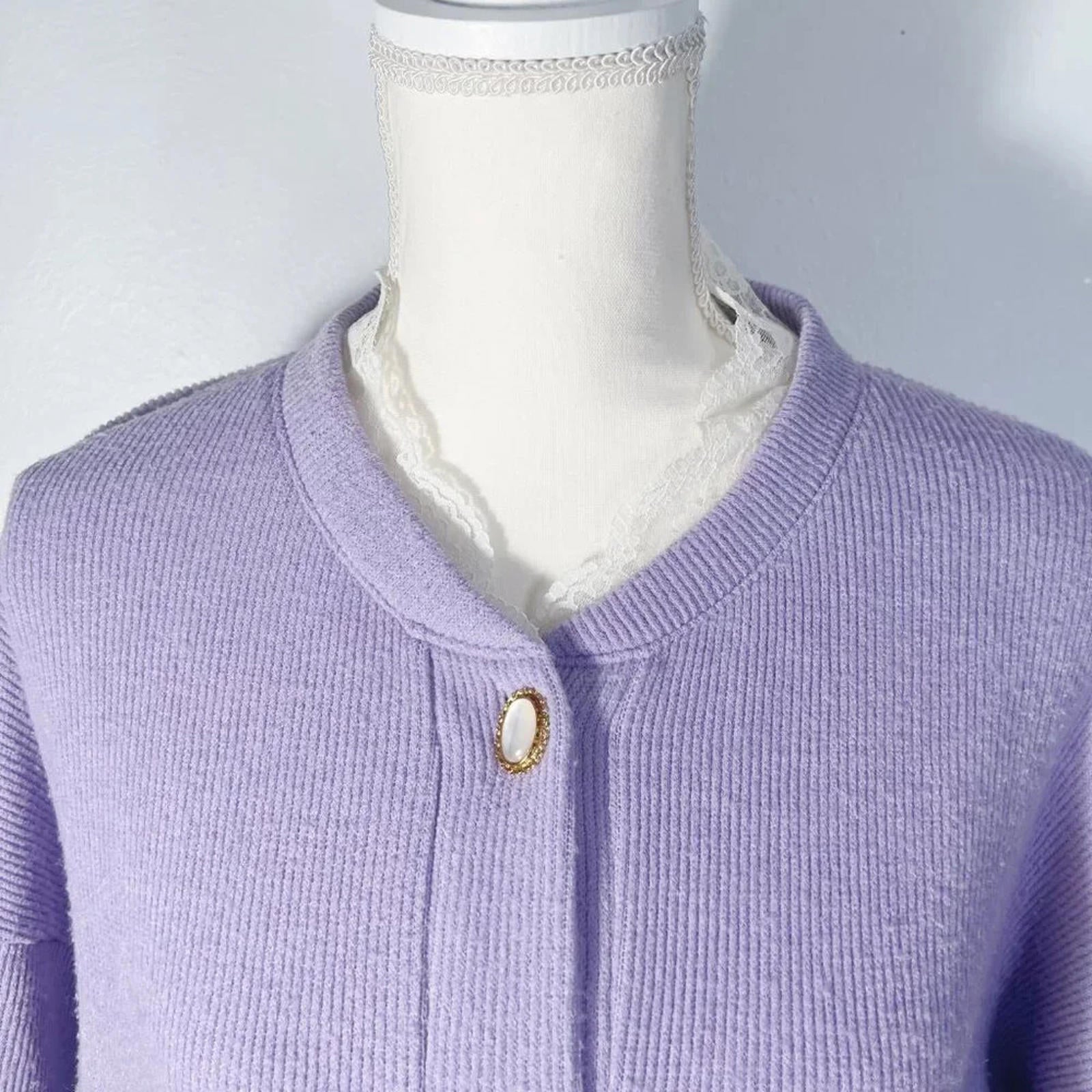 Ordinary Holiday Korean Light Purple Lavender Button Up Cardigan Lace Size L