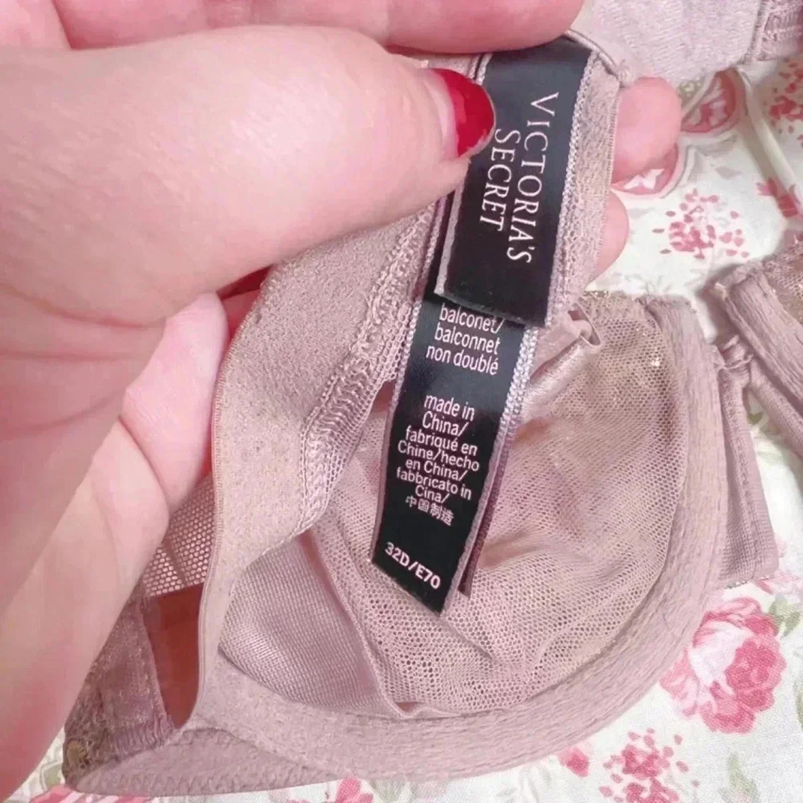Victoria's Secret Very Sexy Blush Pink Gold Metallic Unlined Balconet Bra 32D