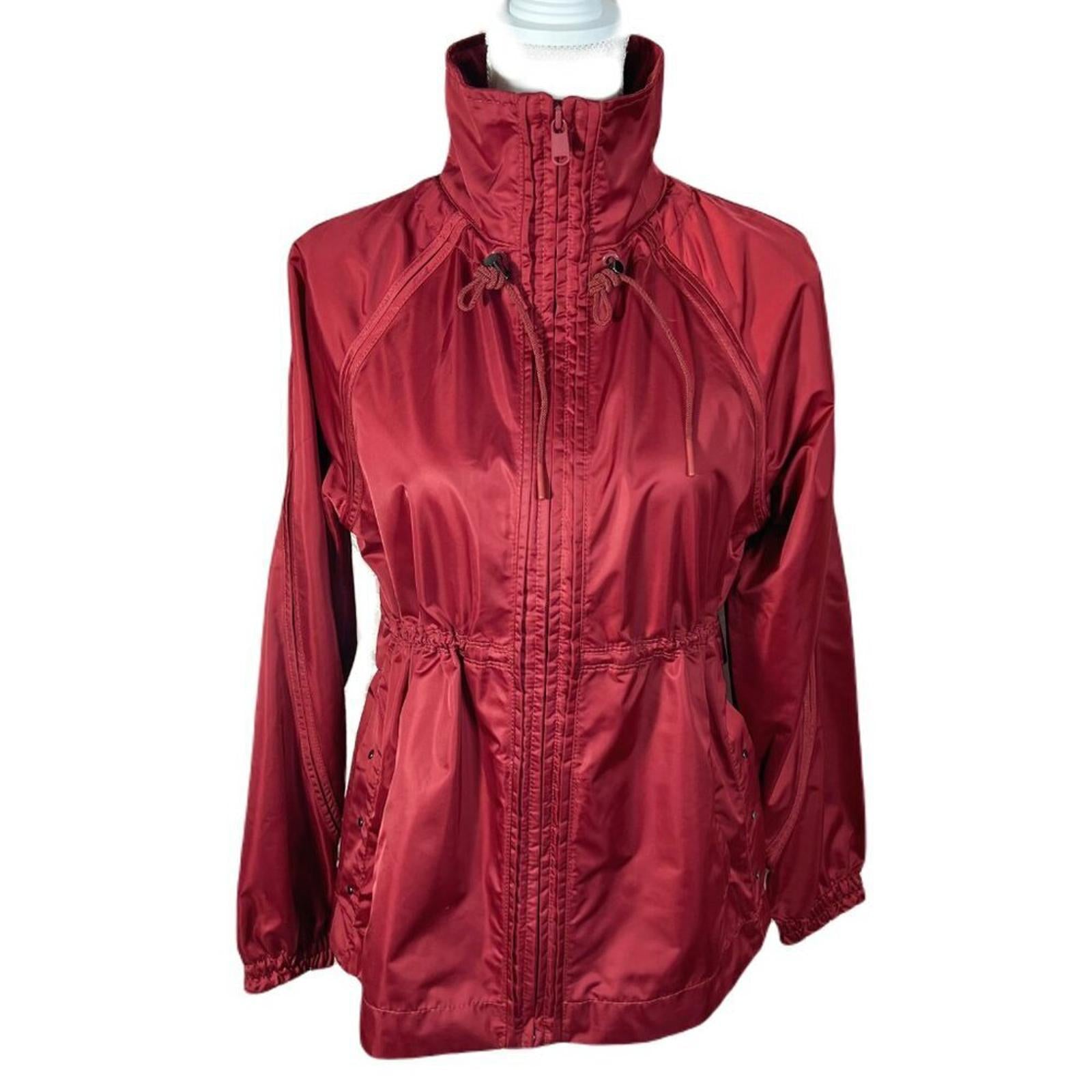 Athleta Escape Jacket in Canyon Red Rain Coat Windbreaker Running Jacket Size XS