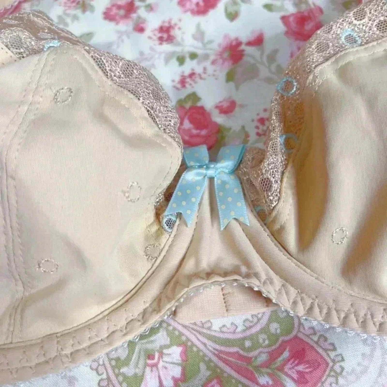 NWT Freya Nude Unlined Bra Lace Blue Embroidered Details 32D