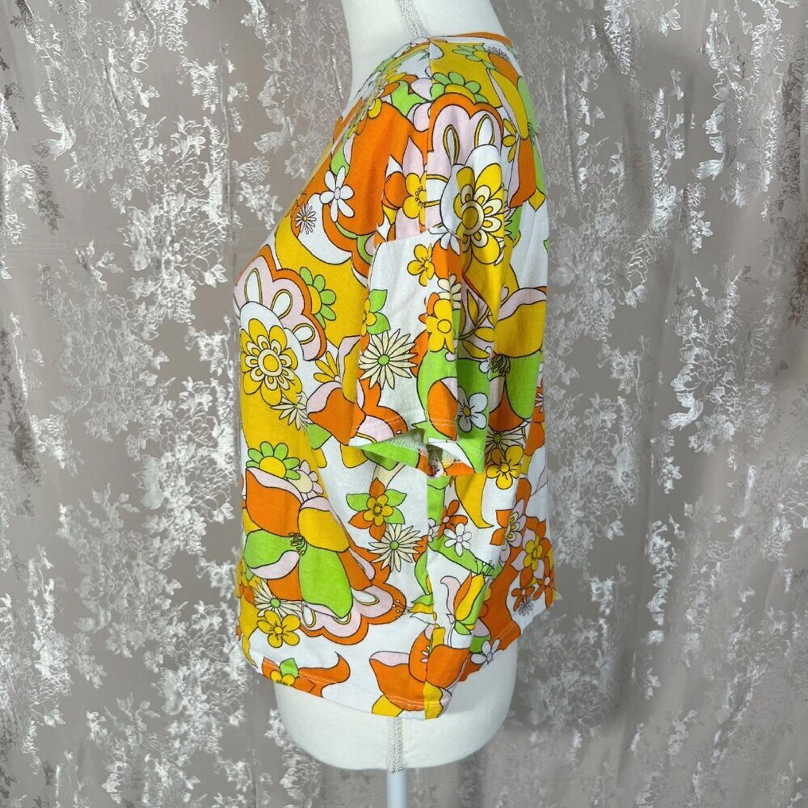 Zara Groovy 70s Boxy Crop Top T Shirt Hippie Women's Size M