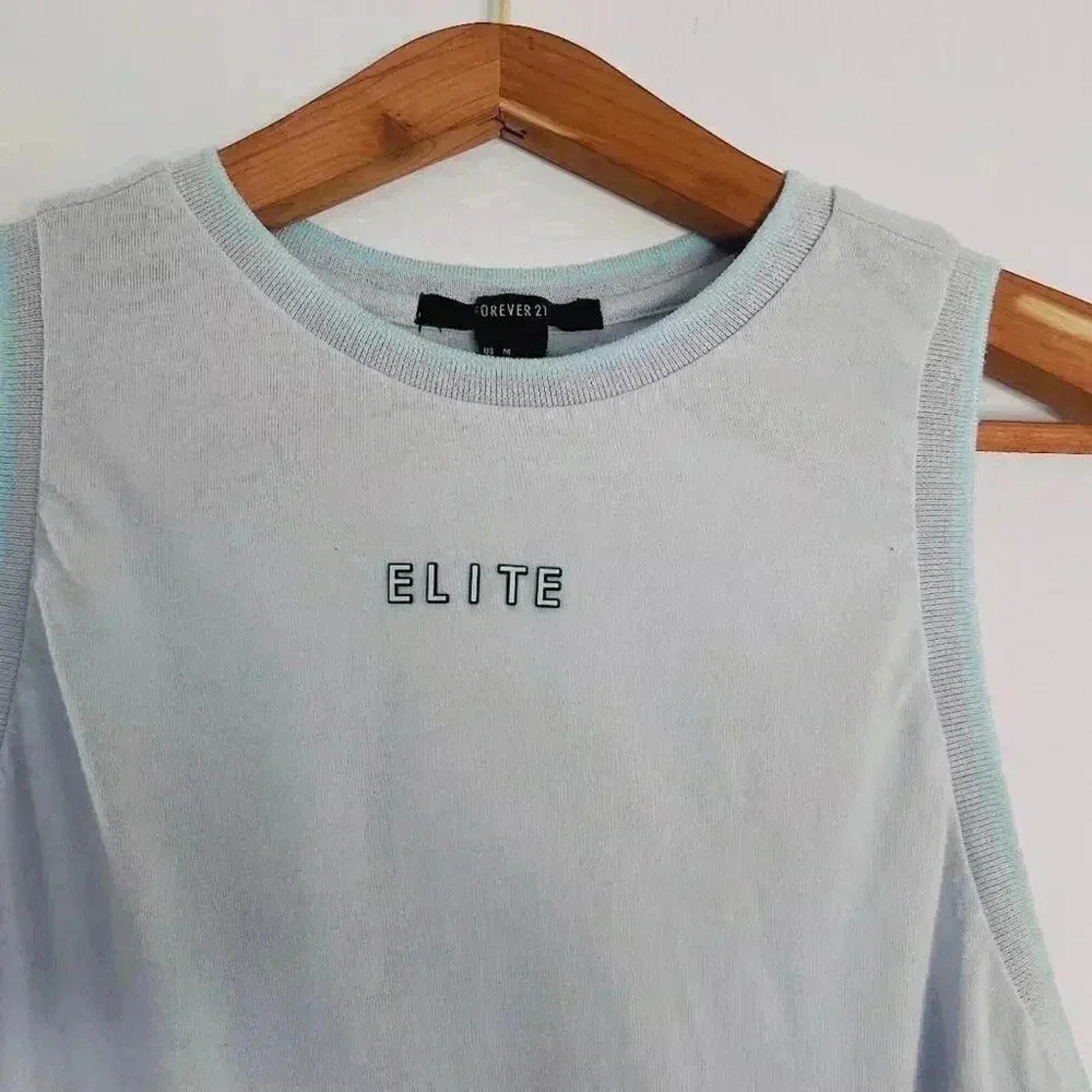 ❤️ 3/$15 Forever 21 Cropped Sporty Elite Striped Tank Grey Blue Women's Size M