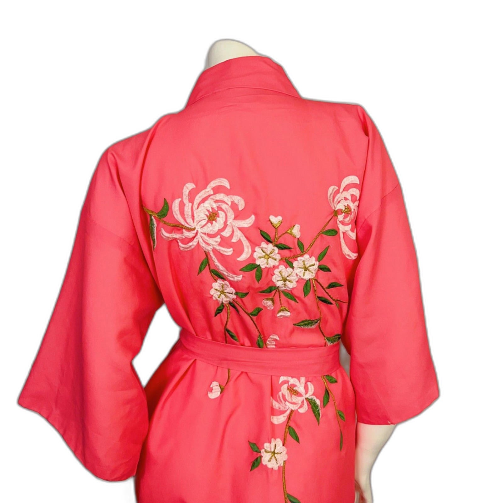 RARE Vintage 1960s 1970s Japanese Neon Pink Cherry Blossom Embroidered Robe