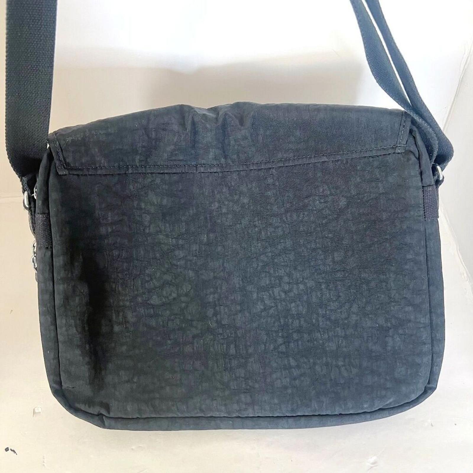 Kipling y2k Vintage Black Nylon Messenger Bag Laptop Bag Travel Bag