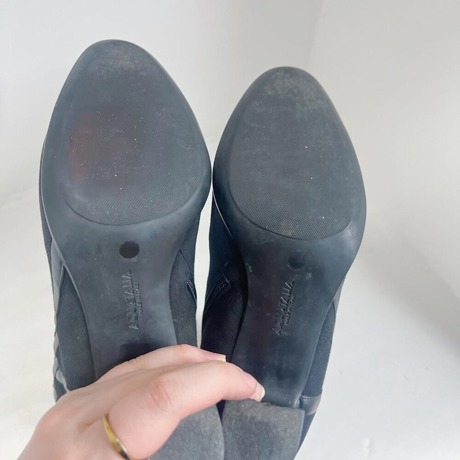 Aquatalia Italian Black Suede Heeled Booties Leather Piping Ankle Boots Size 9