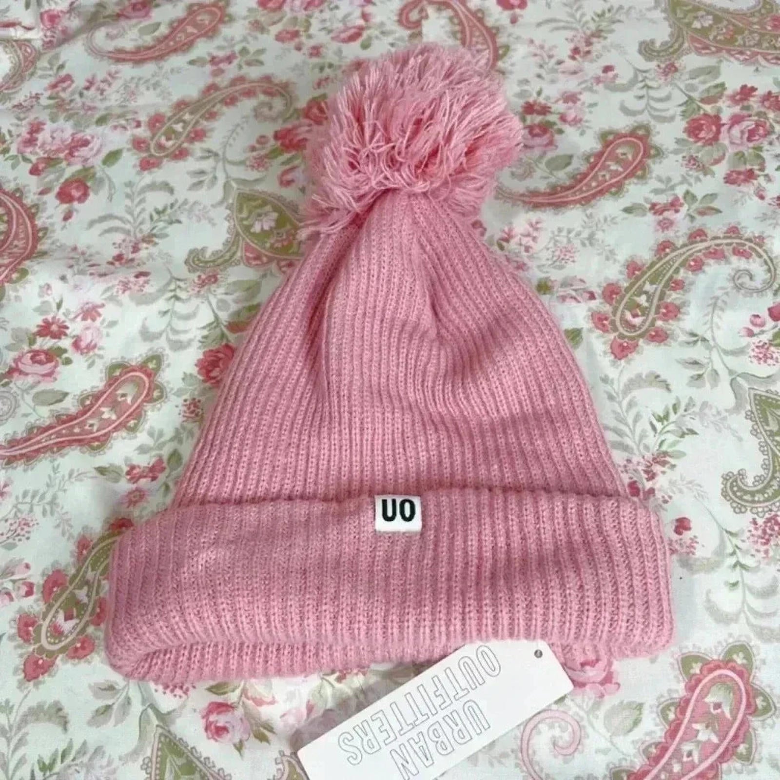 NWT UO Light Pink Winter Hat Beanie With Pompom Ballerina Pink Coquette