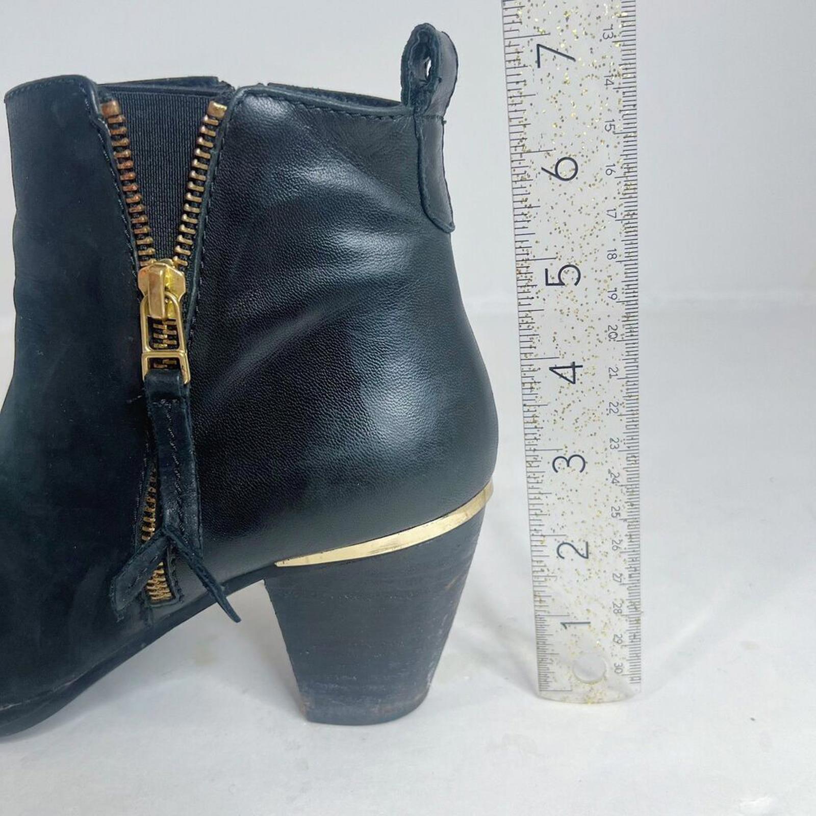 Steve Madden Wantagh Black Leather Suede Booties Ankle Boots Size 9