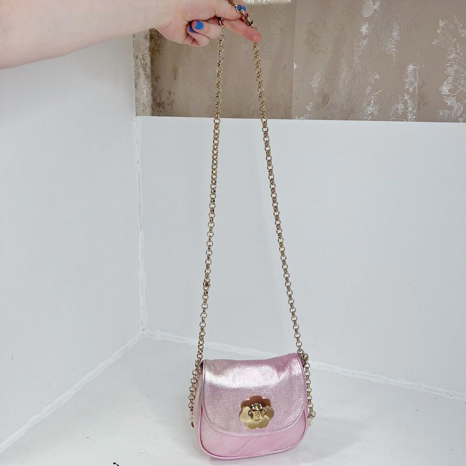 NWOT Eric Javits Pink Metallic Pebbled Leather Crossbody Bag Gold Chain Purse