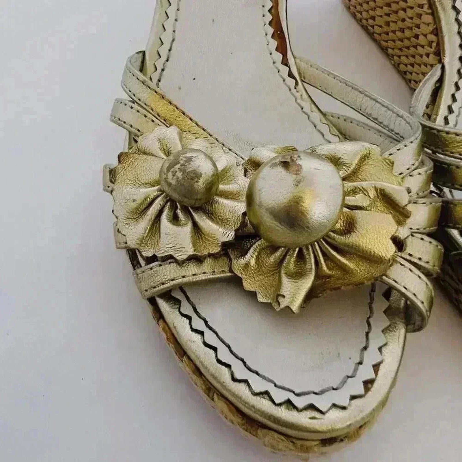 Moschino Gold Flower Platform Wedge Sandals Wicker Women's Size 7