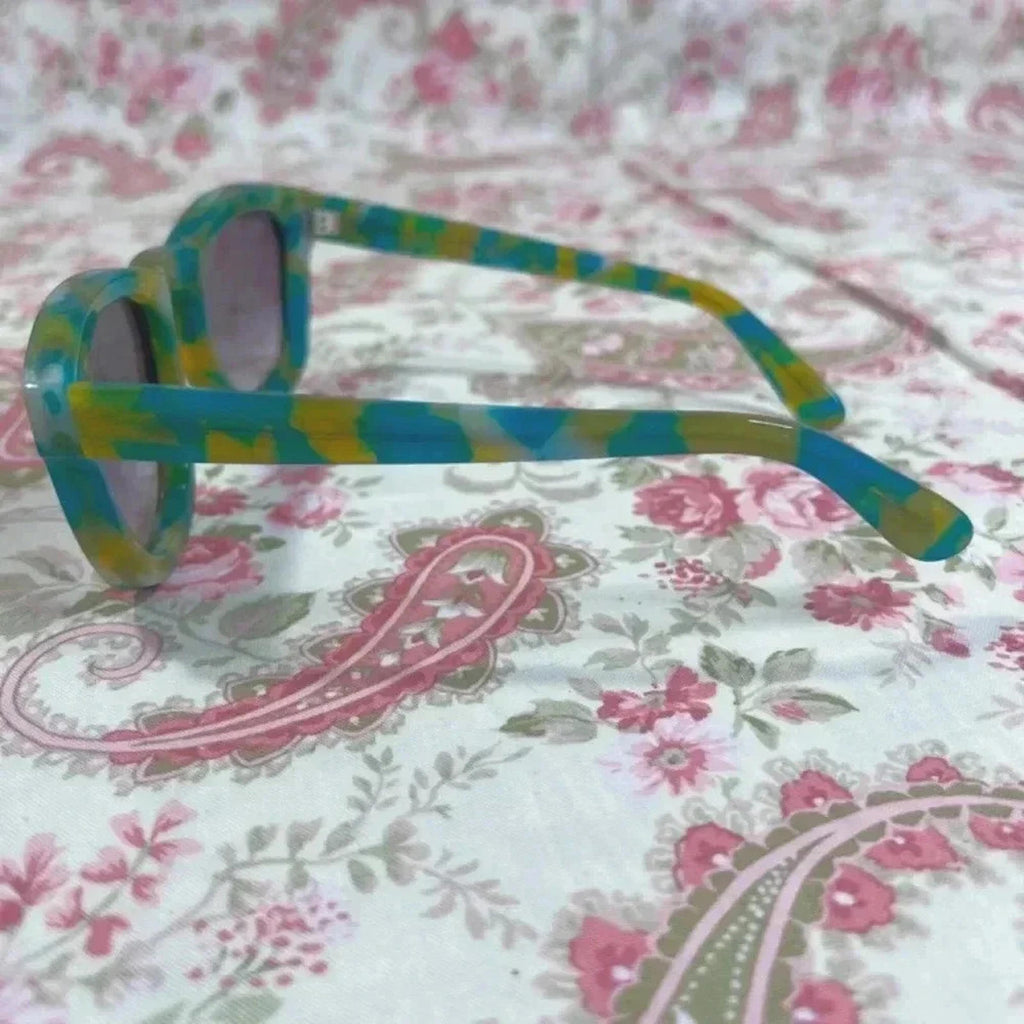 Wildfox Classic Fox Green and Blue Tortoiseshell Cateye Sunglasses Summer
