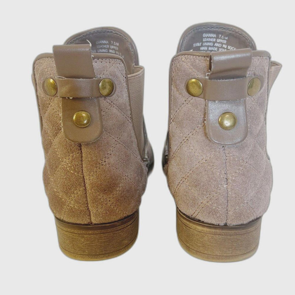 Steve Madden Gianna Taupe Suede Chelsea Ankle Boots Booties Women's Size 7.5