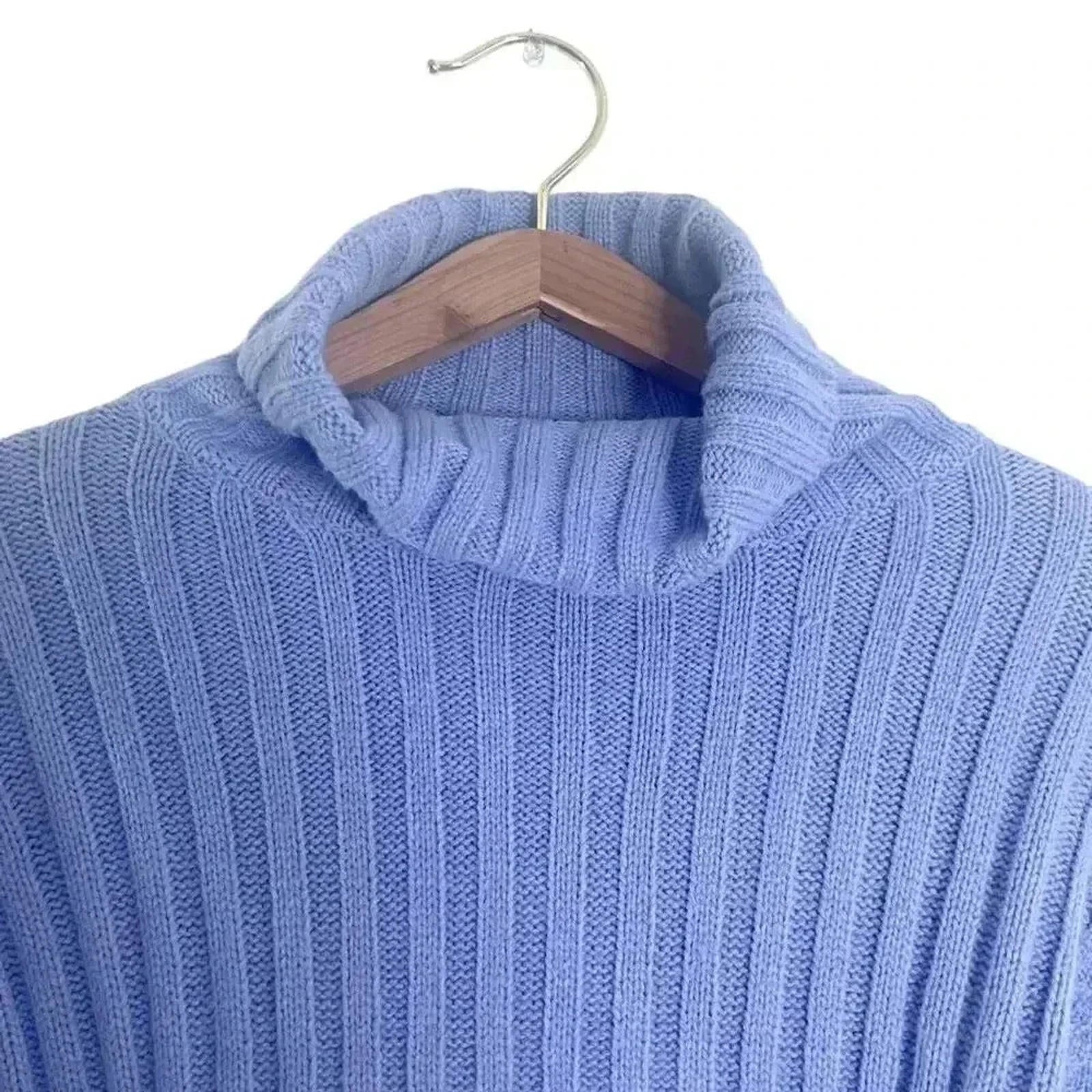 Light Purple Bell Sleeved Turtleneck Mock Neck Bell Sleeve Knit Sweater Size M