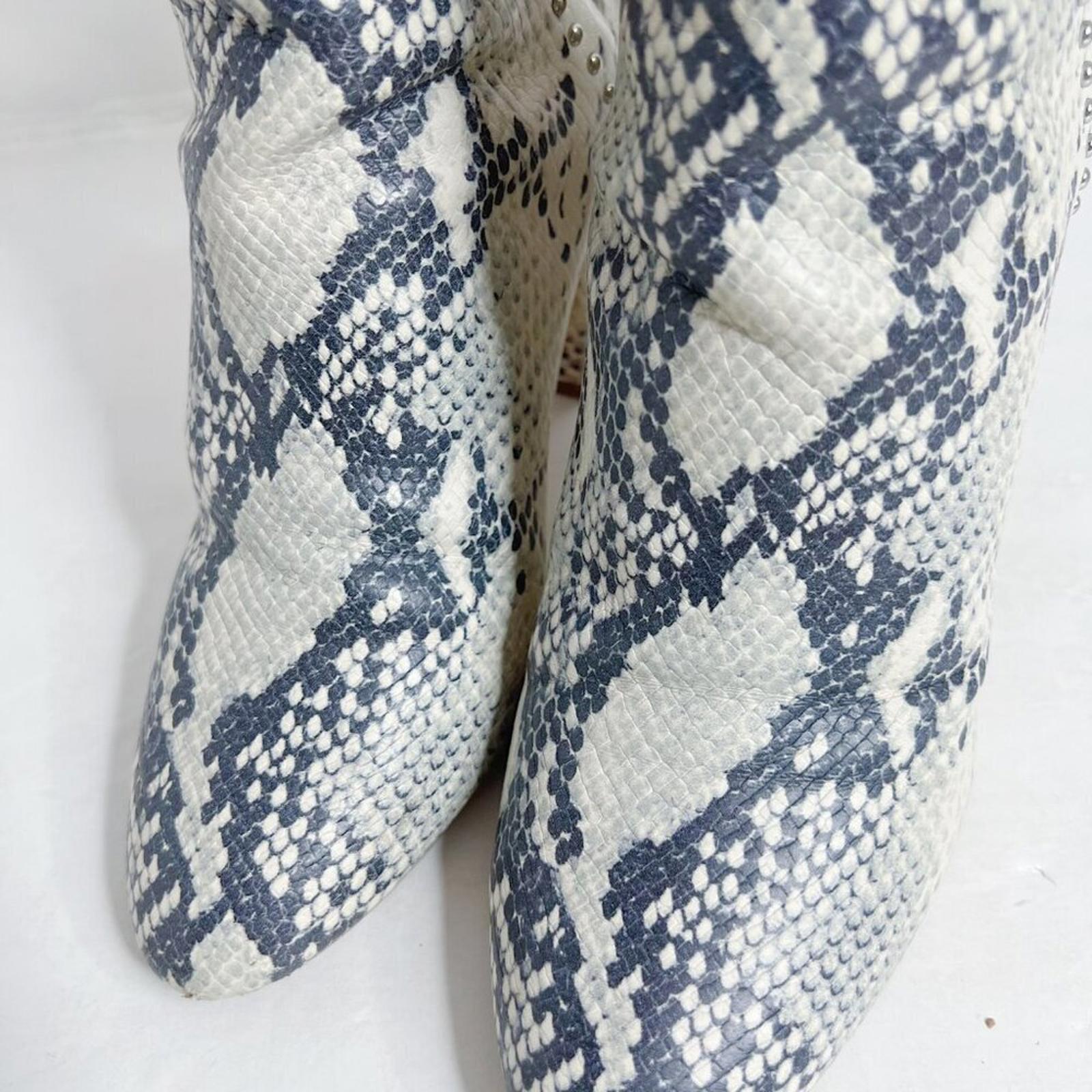 Steve Madden Rockstar White and Grey Snakeprint Snakeskin Studded Booties Size 9