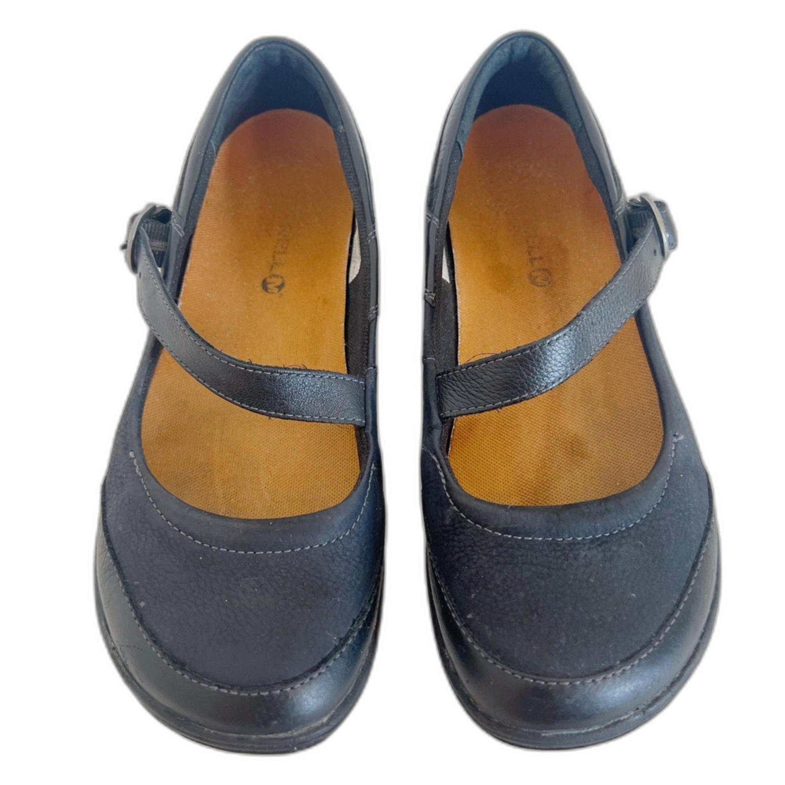 Merrell Women's Dassie Black Leather Mary Jane Flats Size 8 US