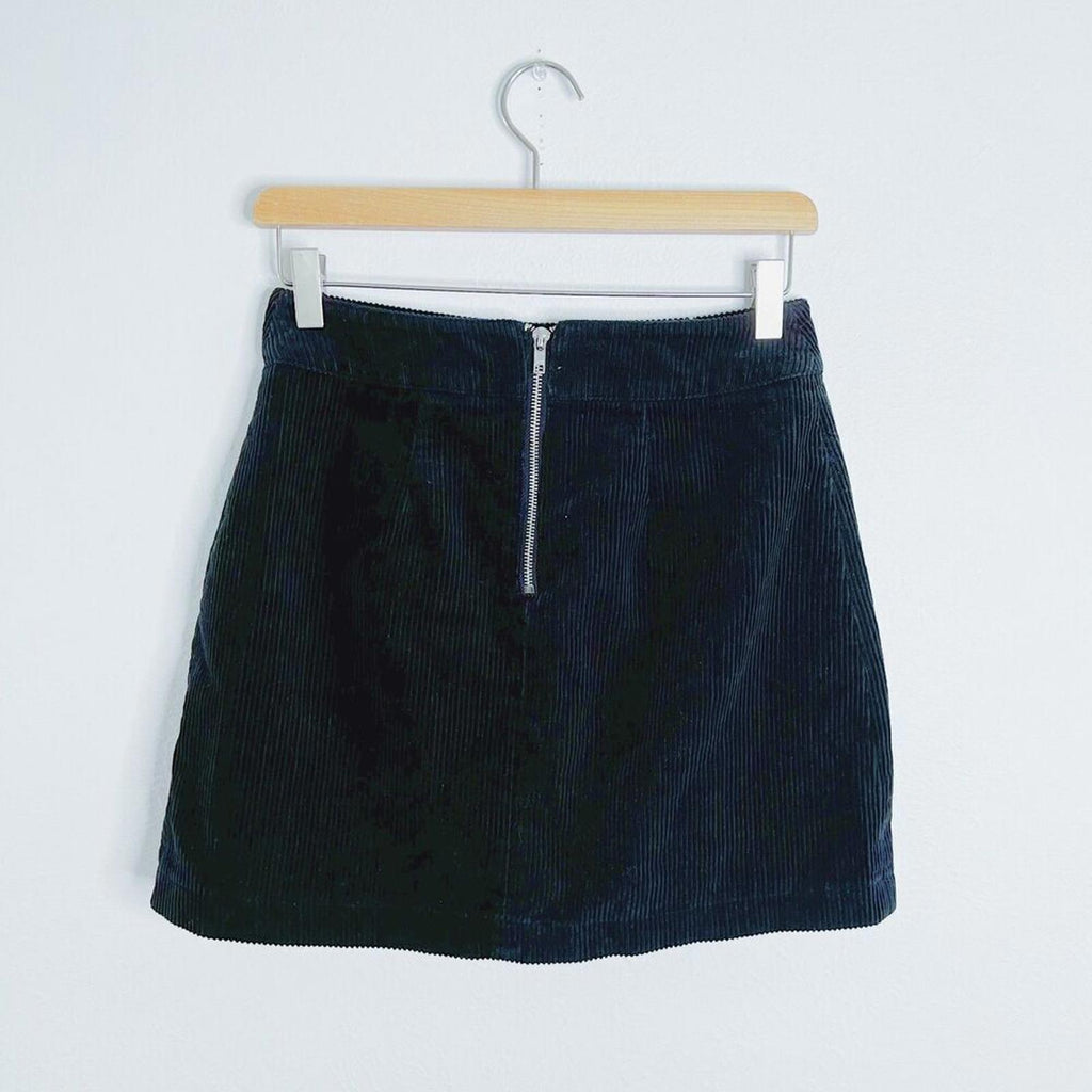 BDG Urban Outfitters Black Corduroy Mini Skirt Pockets Size S