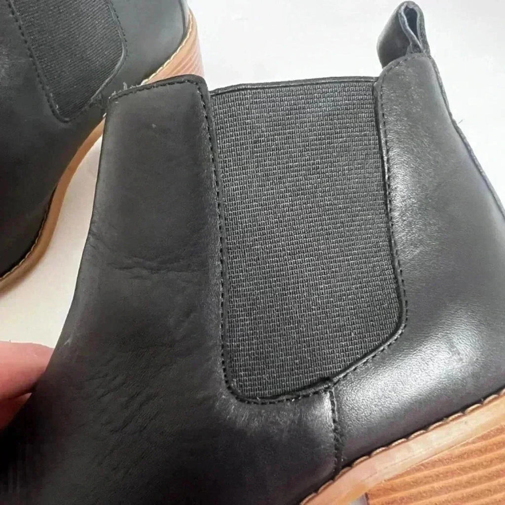 Susina Black Leather Pointed Toe Booties Ankle Boots Women's Size 7