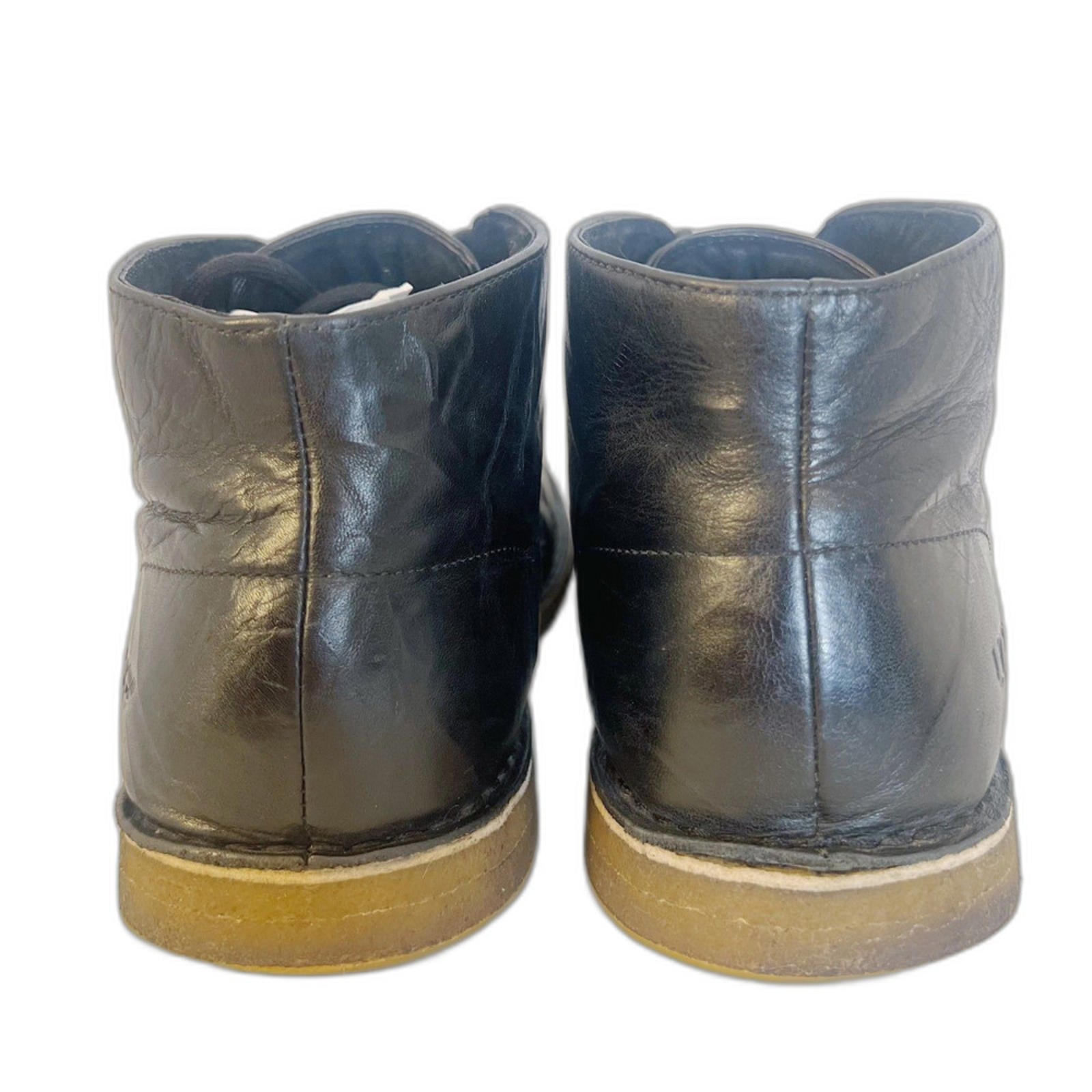 UGG Australia Men's Leighton Black Leather Chukka Boots Size 11