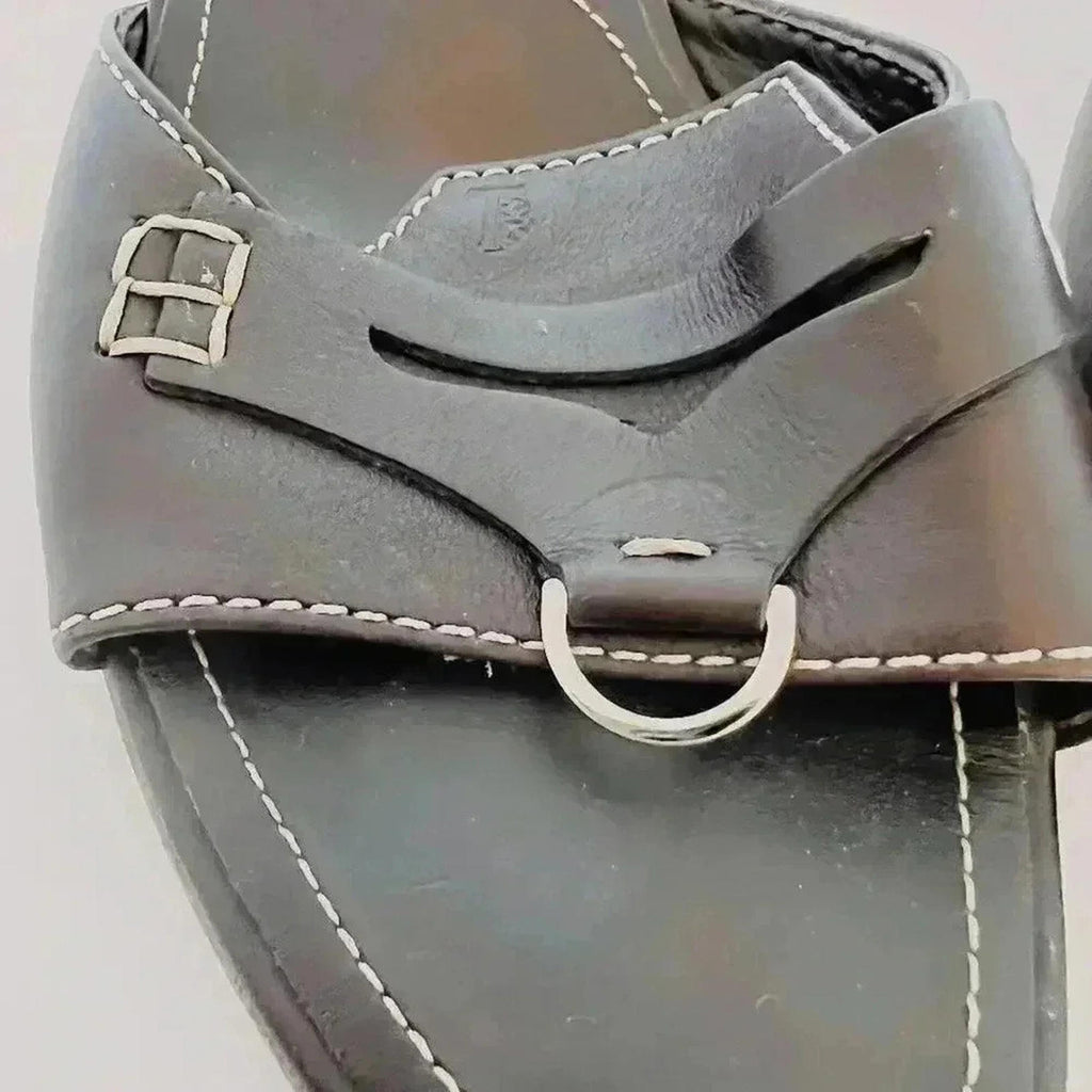 Tod's y2k Vintage Dark Brown Leather Kitten Heels Silver Ring Women's Size 7.5