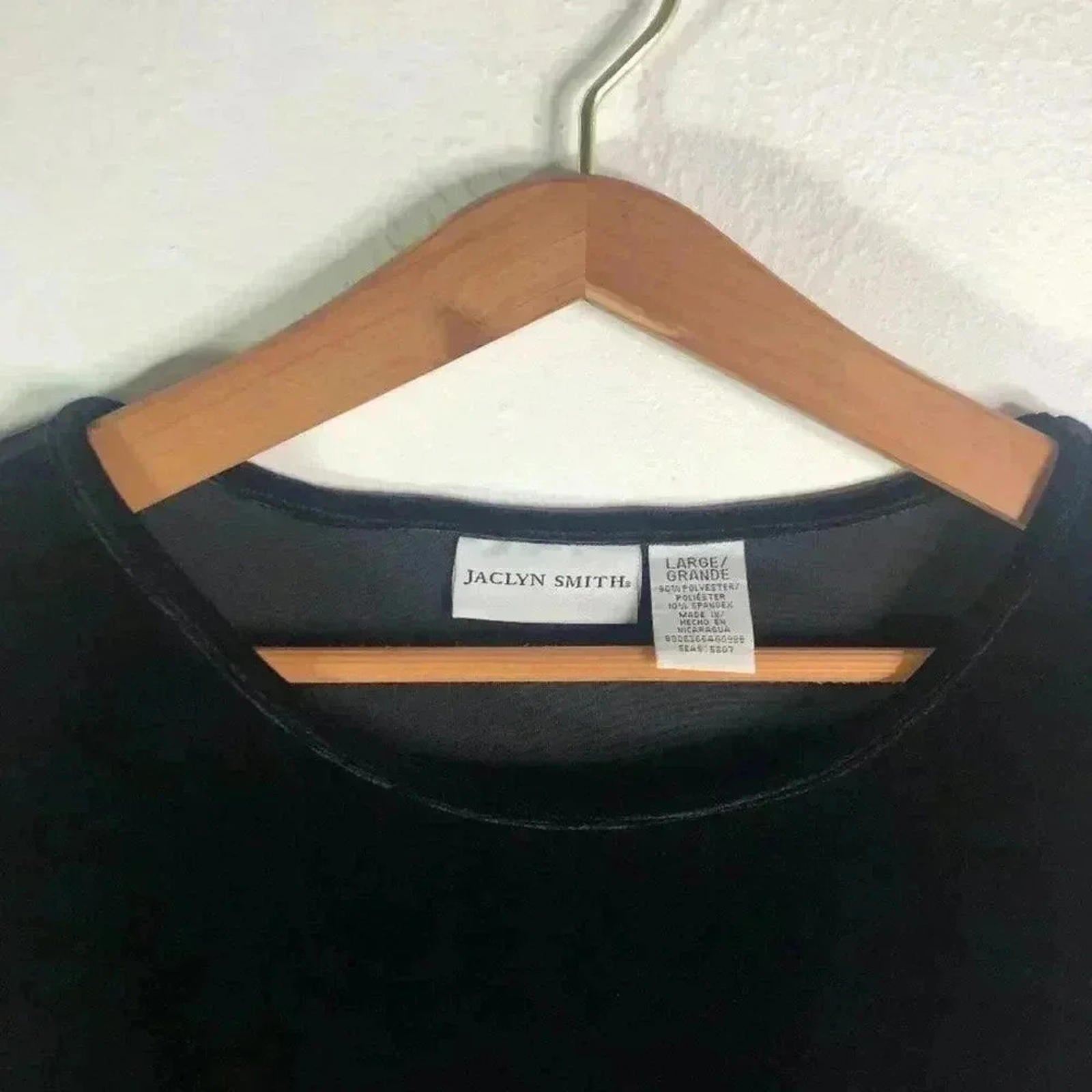 Vintage 90s Jaclyn Smith Black Velvet Crew Neck Tee Gothic Grunge Punk Size L