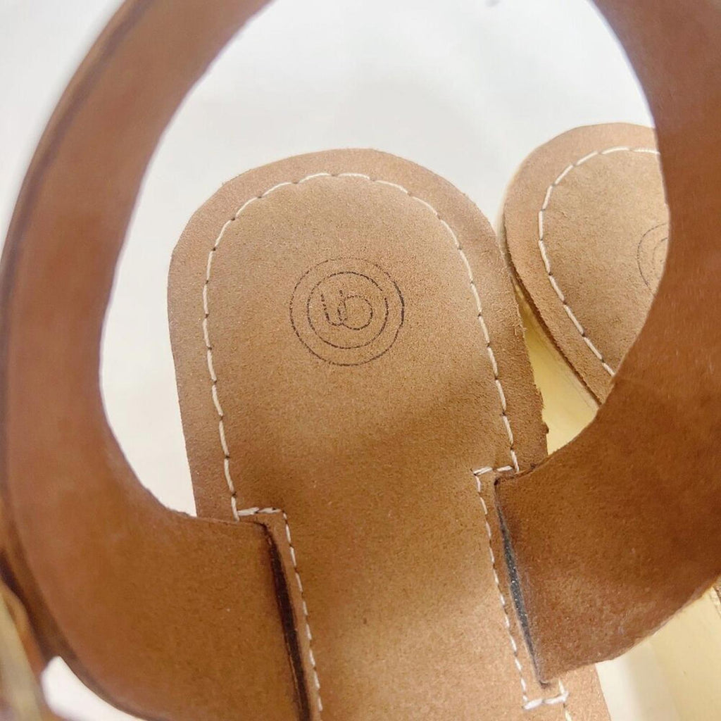 UO Urban Outfitters Maggie Heeled Clog Sandal Brown Platform Sandal Size 9