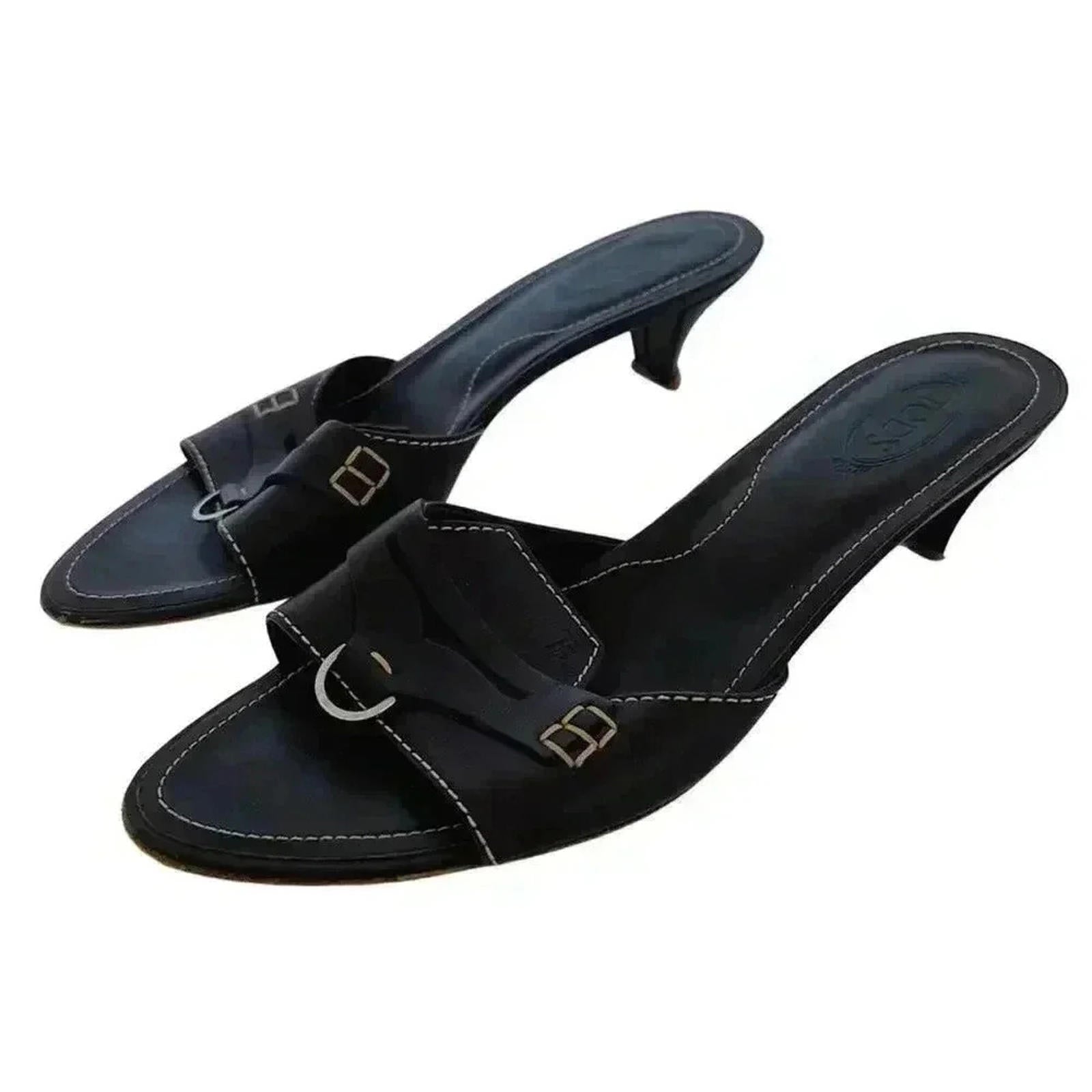 Tod's y2k Vintage Dark Brown Leather Kitten Heels Silver Ring Women's Size 7.5