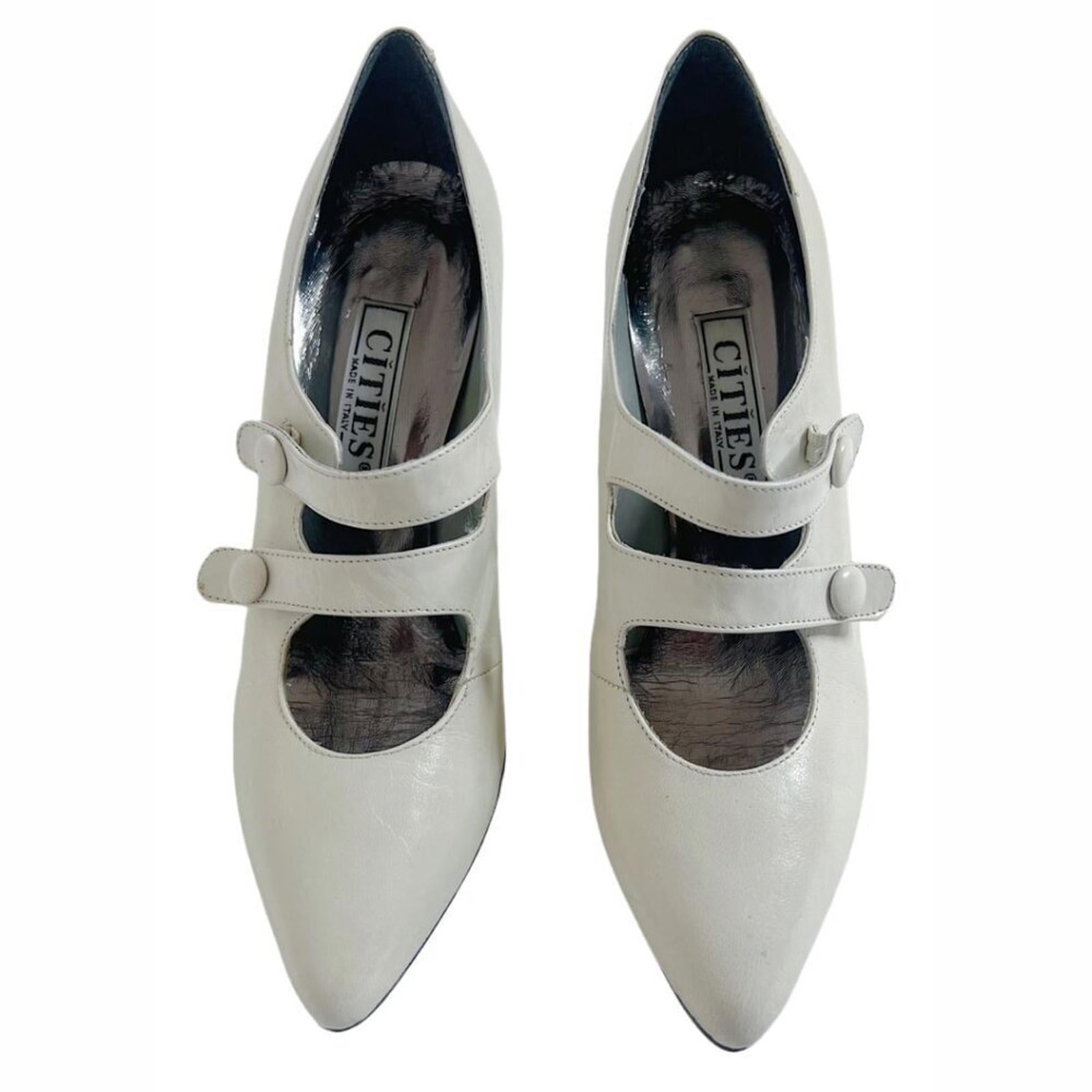 Vintage Cities White Leather Mary Jane Pumps Heels Women's Size 6.5