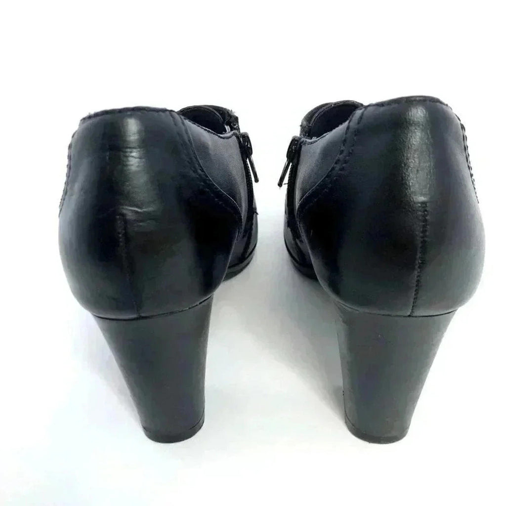 Clarks Black Leather Heeled Mule With Buckle Women's Size 10 Heels