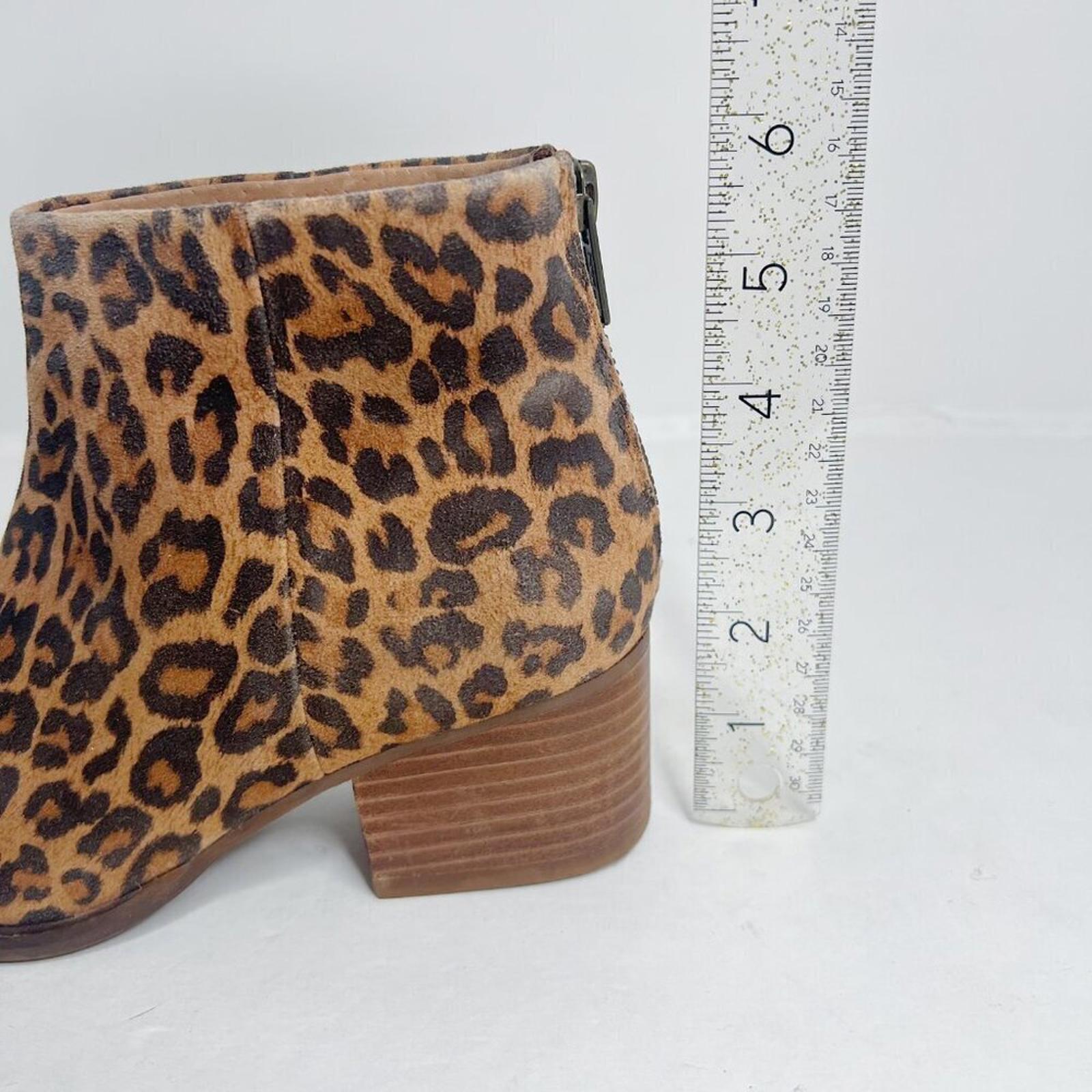 Seychelles Floodplain Bootie Leopard Print Ankle Boot Women's Size 6.5