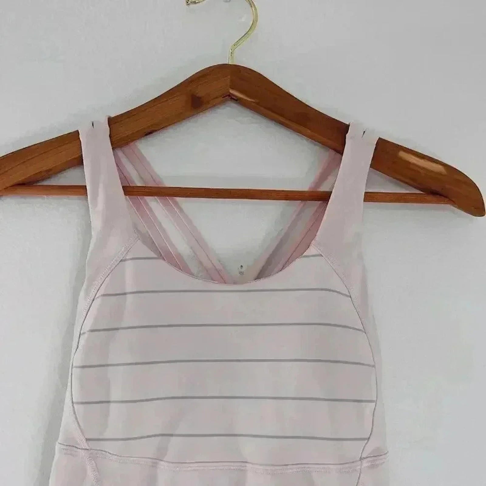 Lululemon Light Pink Grey Striped Workout Tank Yoga Workout Women's size 4