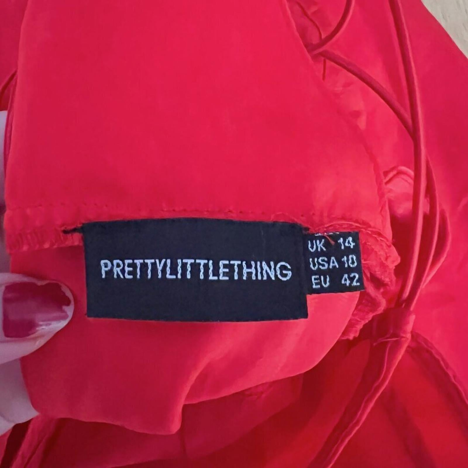 Pretty Little Thing PLT Red Satin V Neck Long Maxi Dress Backless Formal Size 10