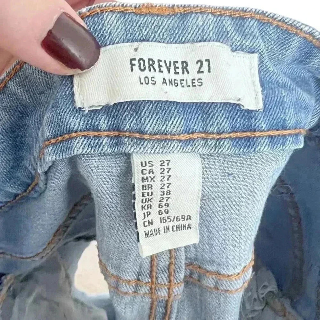 Forever 21 Distressed Denim Shorts Mid Rise Light Wash Women's Size 27