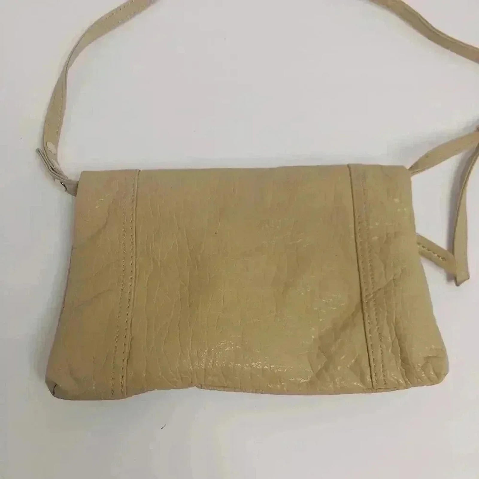 Kenneth Cole Reaction Tan Crossbody