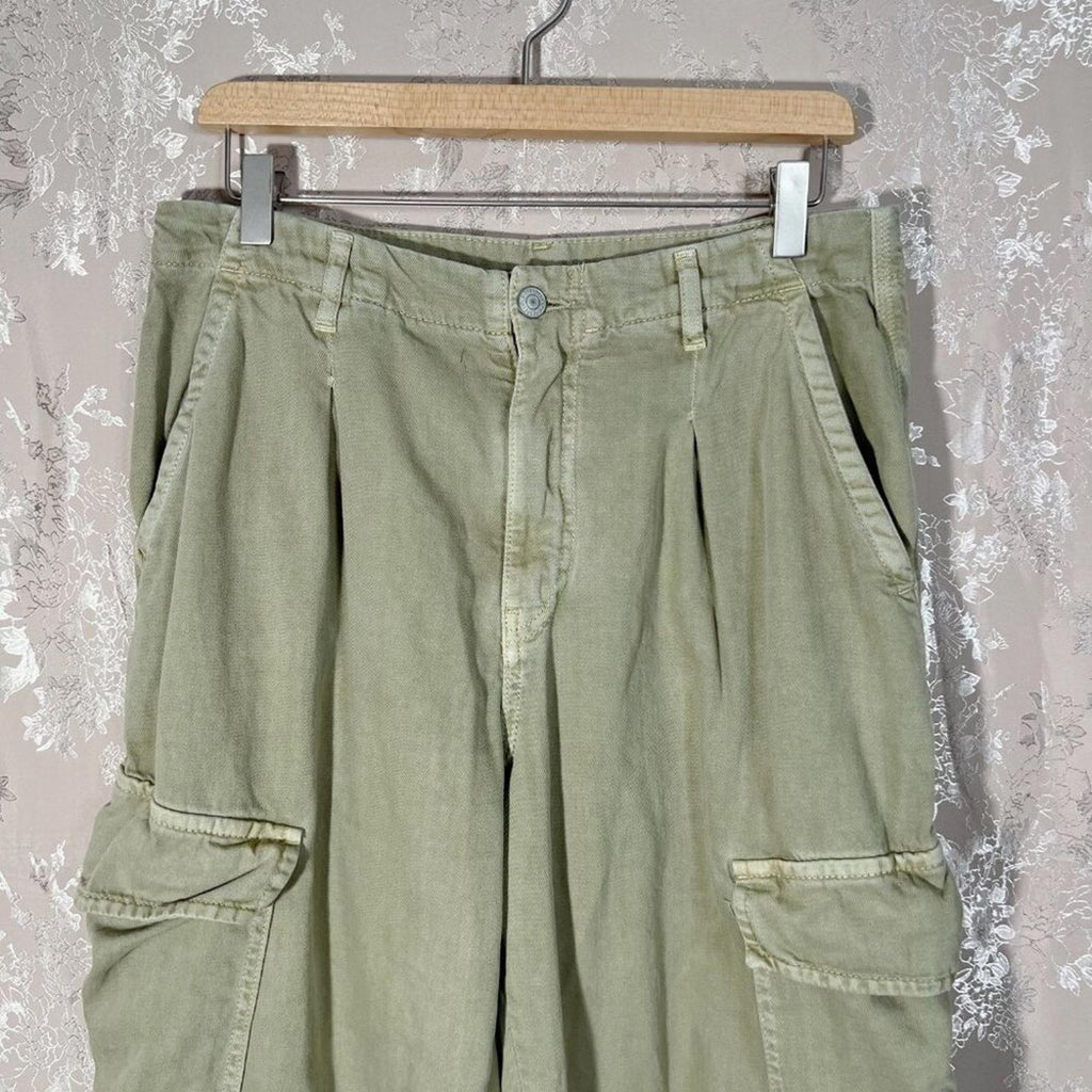 Free People First Light Utility Pant Green Tan Cargo Pants Women's Size 8