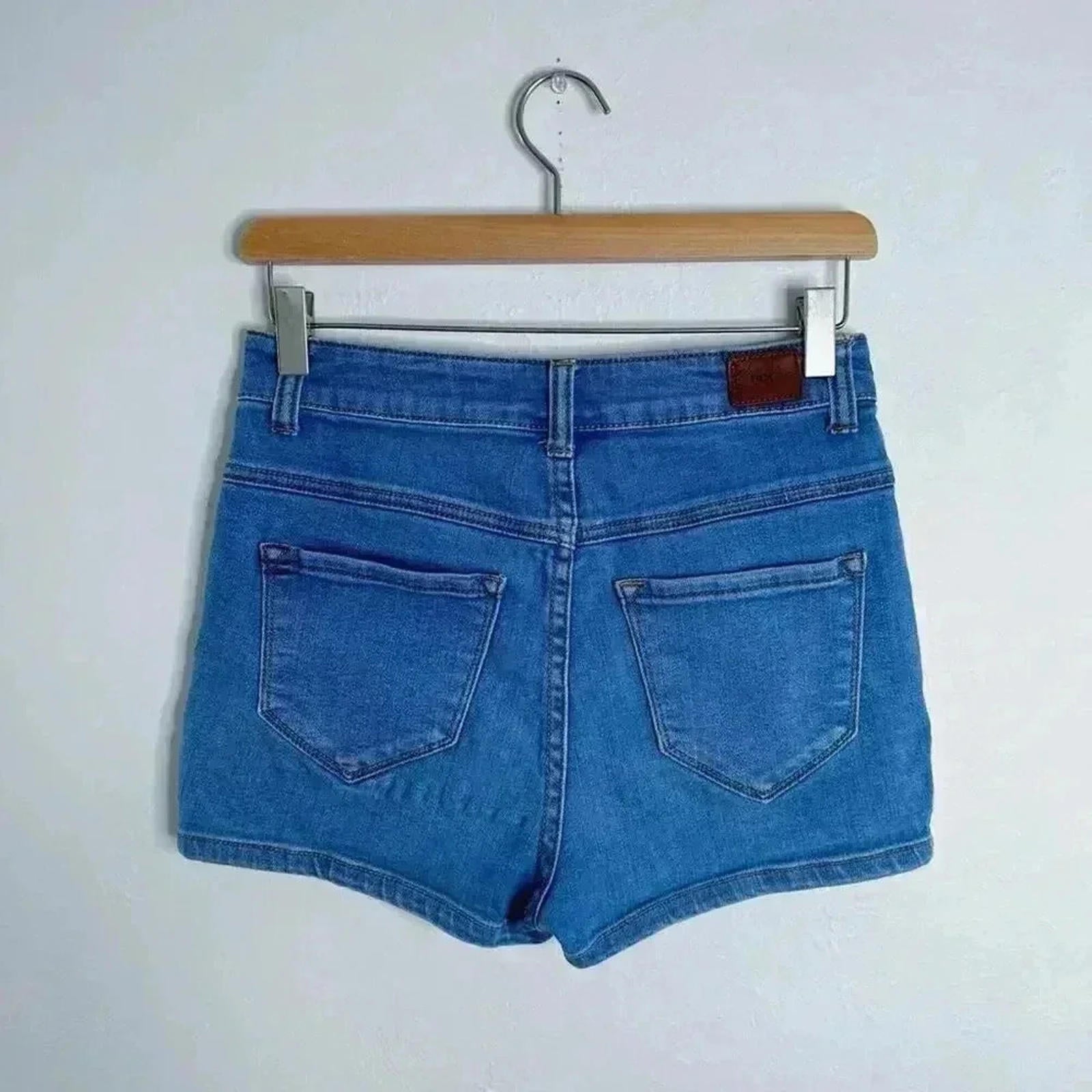 BDG High Rise Seam Short Medium Wash Denim Shorts Jean Shorts High Rise Size 27