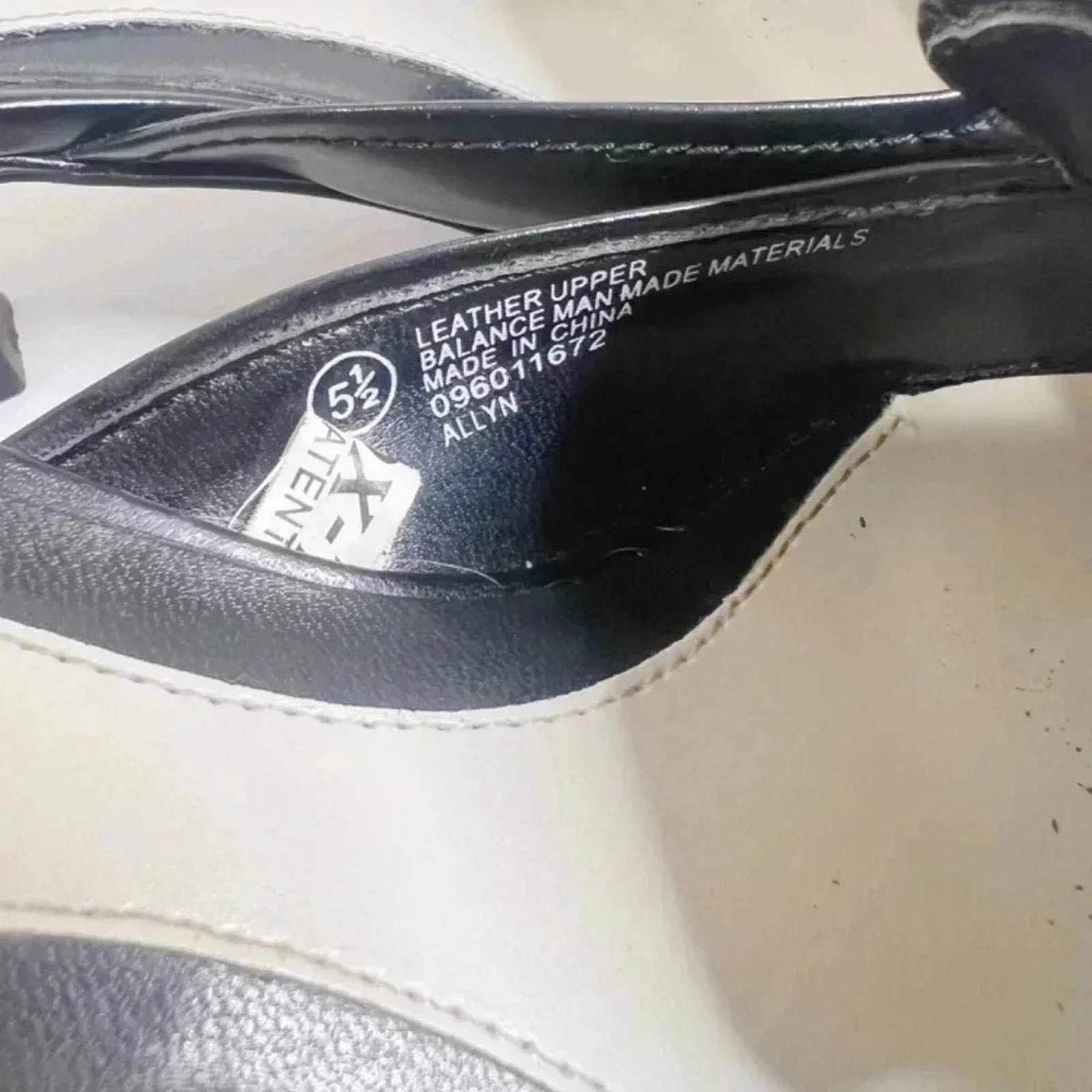 Y2k Merona Allyn Black Leather Kitten Heels Bow Size 5.5