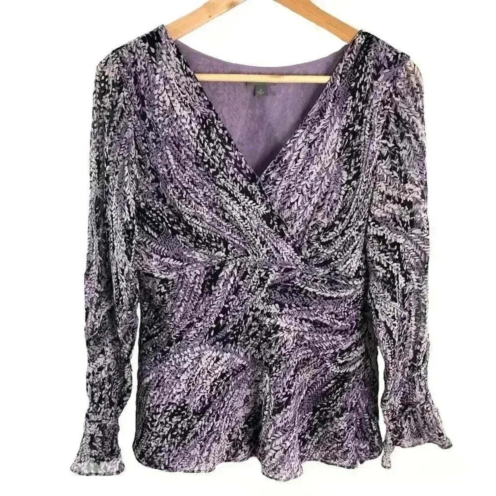 y2k Vintage Silk Lavender Ann Taylor Long Sleeved Blouse V Neck Size 8