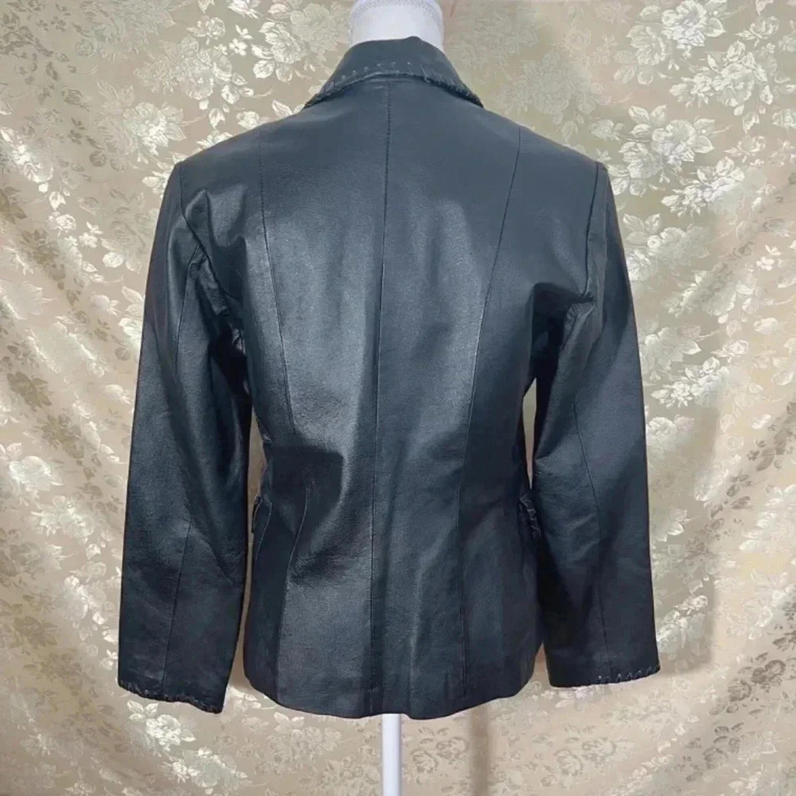 Vintage Newport News Black Leather Jacket Stitched Detailing Size 8