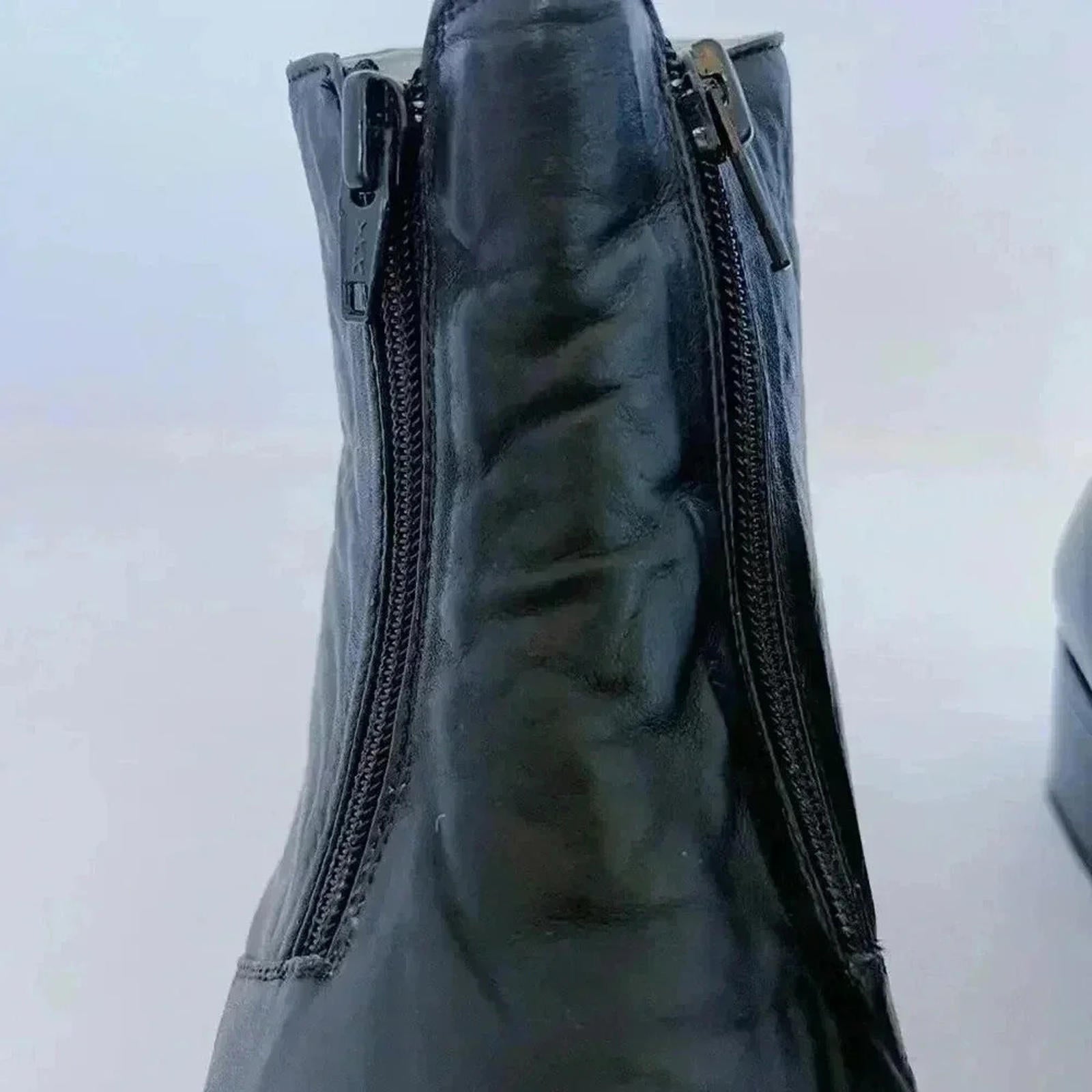 Valentino Vintage Black Leather Booties Ankle Boots Double Zip Women's Siz 5.5