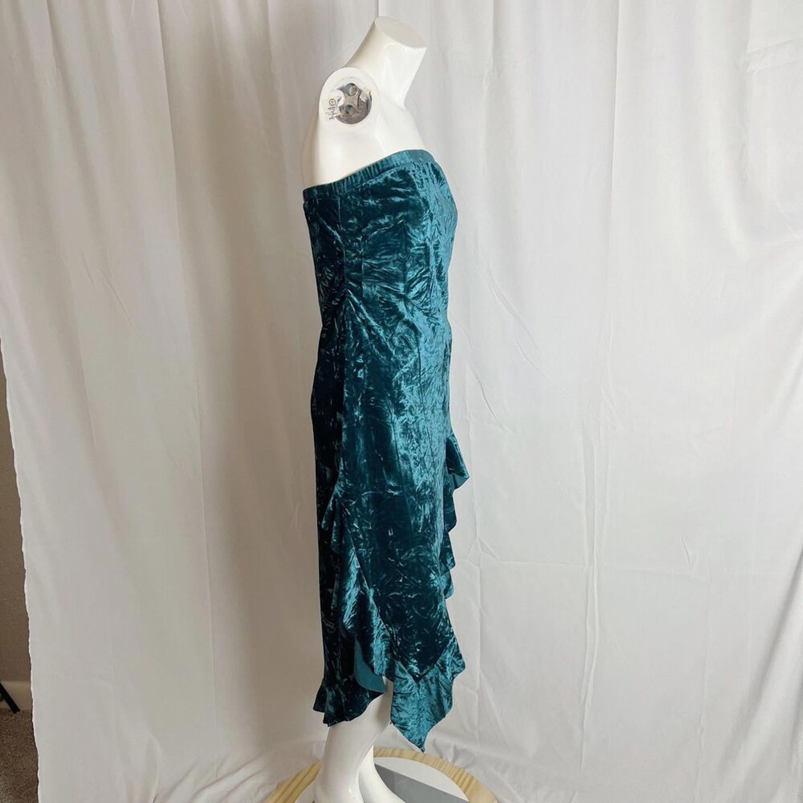 Silence + Noise Luna Velvet Strapless Dress in Emerald Whimsigoth Fairy Size L