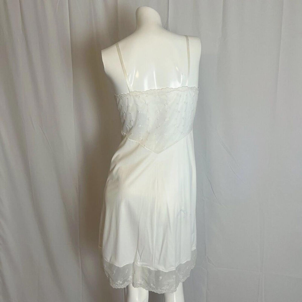60s Vintage Vanity Fair White Lace Eyelet Nightgown Slip Dress Women's Size 2 US