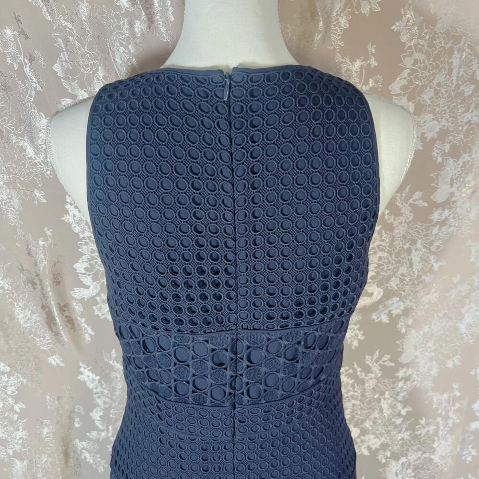 Ann Taylor Navy Blue Laser Cut Out Lace Overlay Formal A Line Dress Size 6