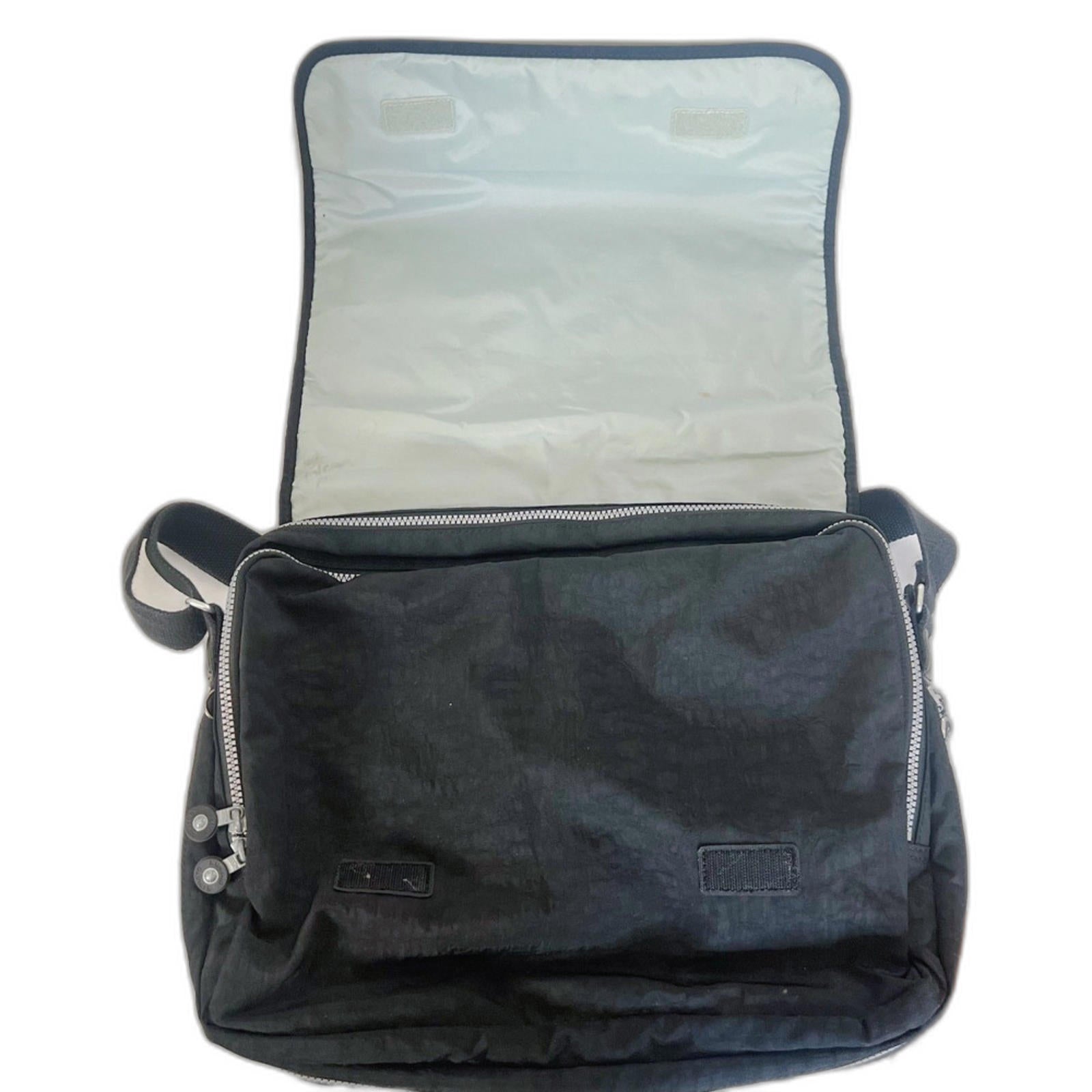 Kipling y2k Vintage Black Nylon Messenger Bag Laptop Bag Travel Bag