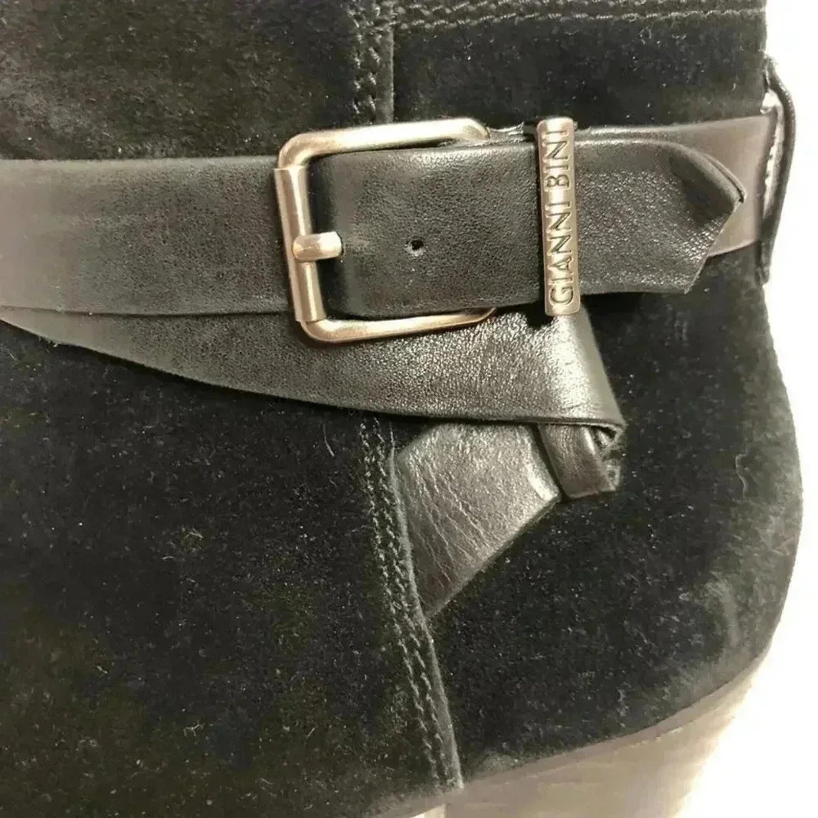 Gianni Bini Black Suede Buckled Heeled Booties Ankle Boots Women's Size 7