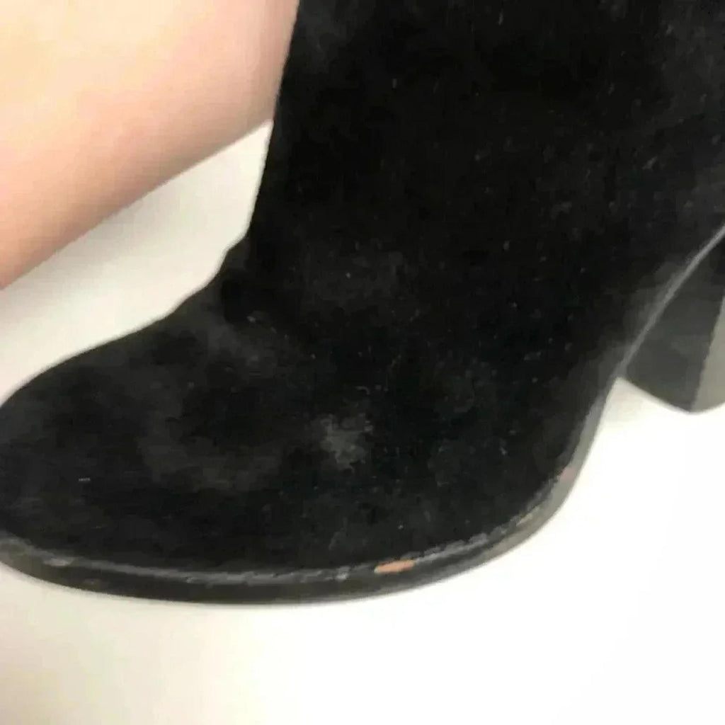 Gianni Bini Black Suede Buckled Heeled Booties Ankle Boots Women's Size 7
