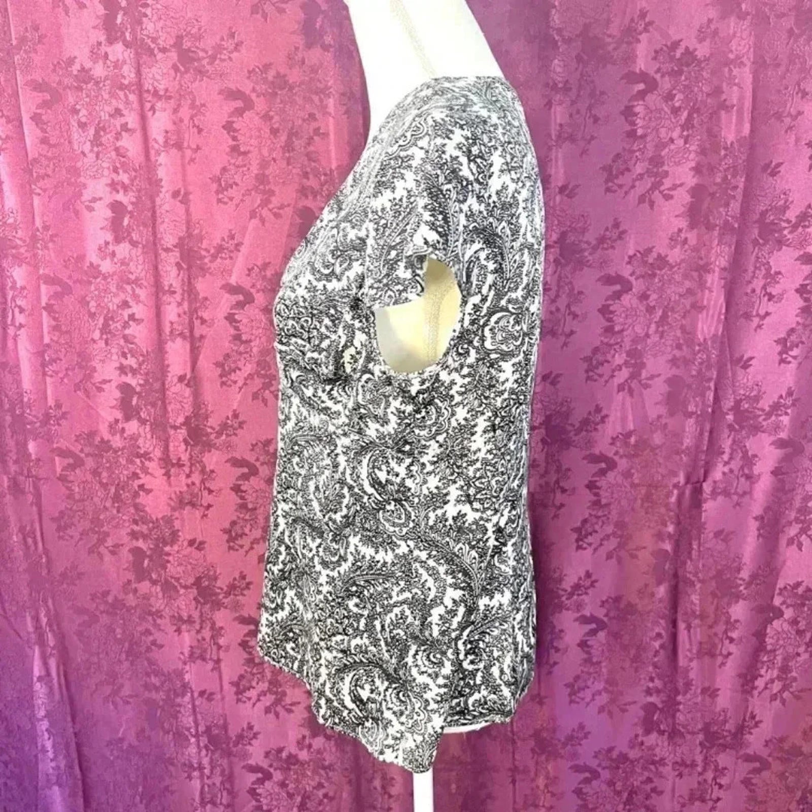 Ann Taylor Petites Black and White Short Sleeve Blouse Size 12P