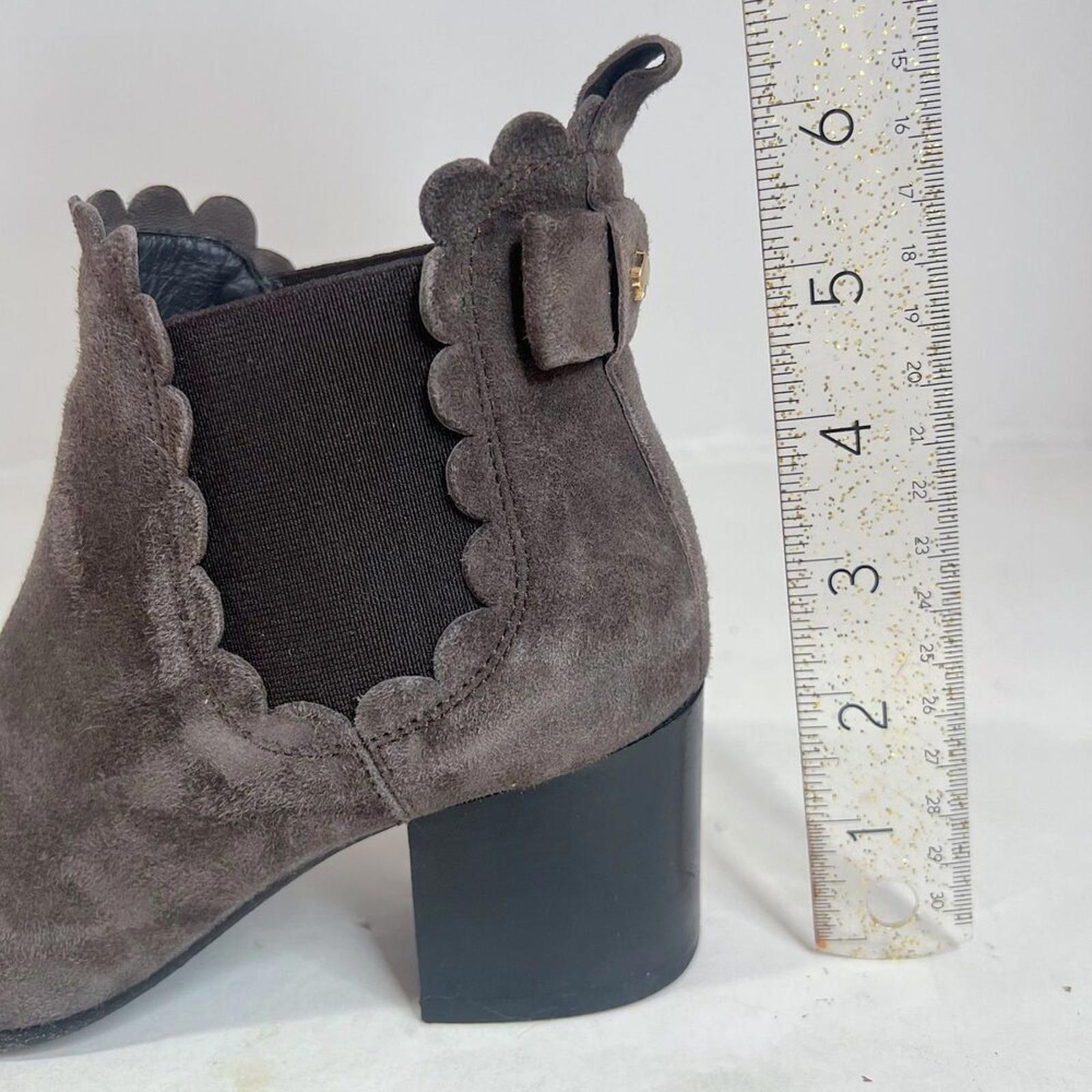Kate Spade Garden Boots Taupe Suede Scalloped Ankle Boots Booties Size 5